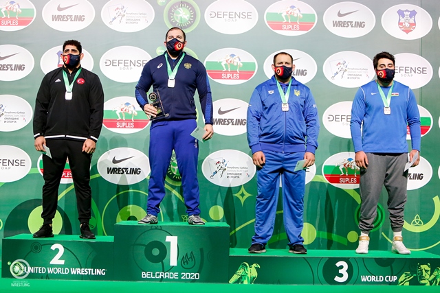 Нагородження суперважкої вагової категорії.